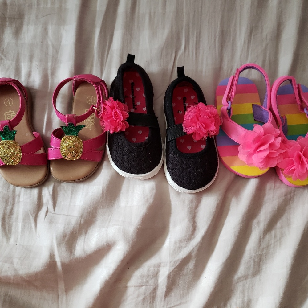 Size 4 toddler shoe bundle